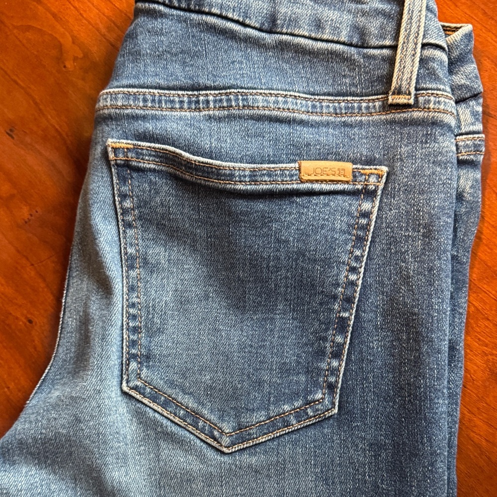 Joe's Jeans Classic Boot Cut in Blue - Picture 4 of 7